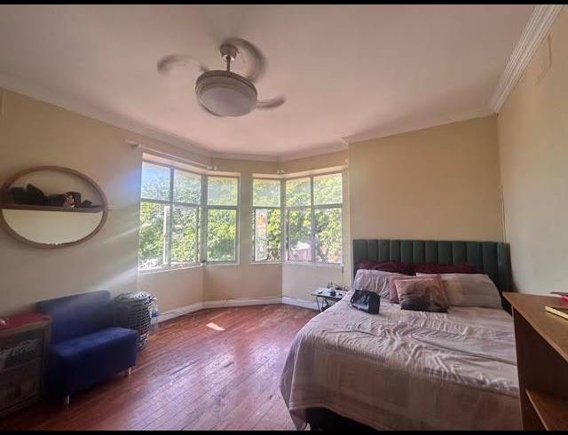 2 BEDROOM APARTMENT FOR SALE IN GLENWOOD